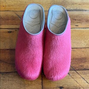 No. 6  melon pink pony hair clogs mules size 39